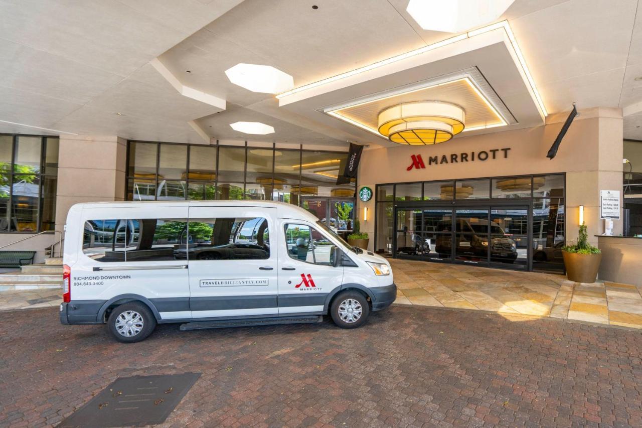Отель Richmond Marriott Экстерьер фото