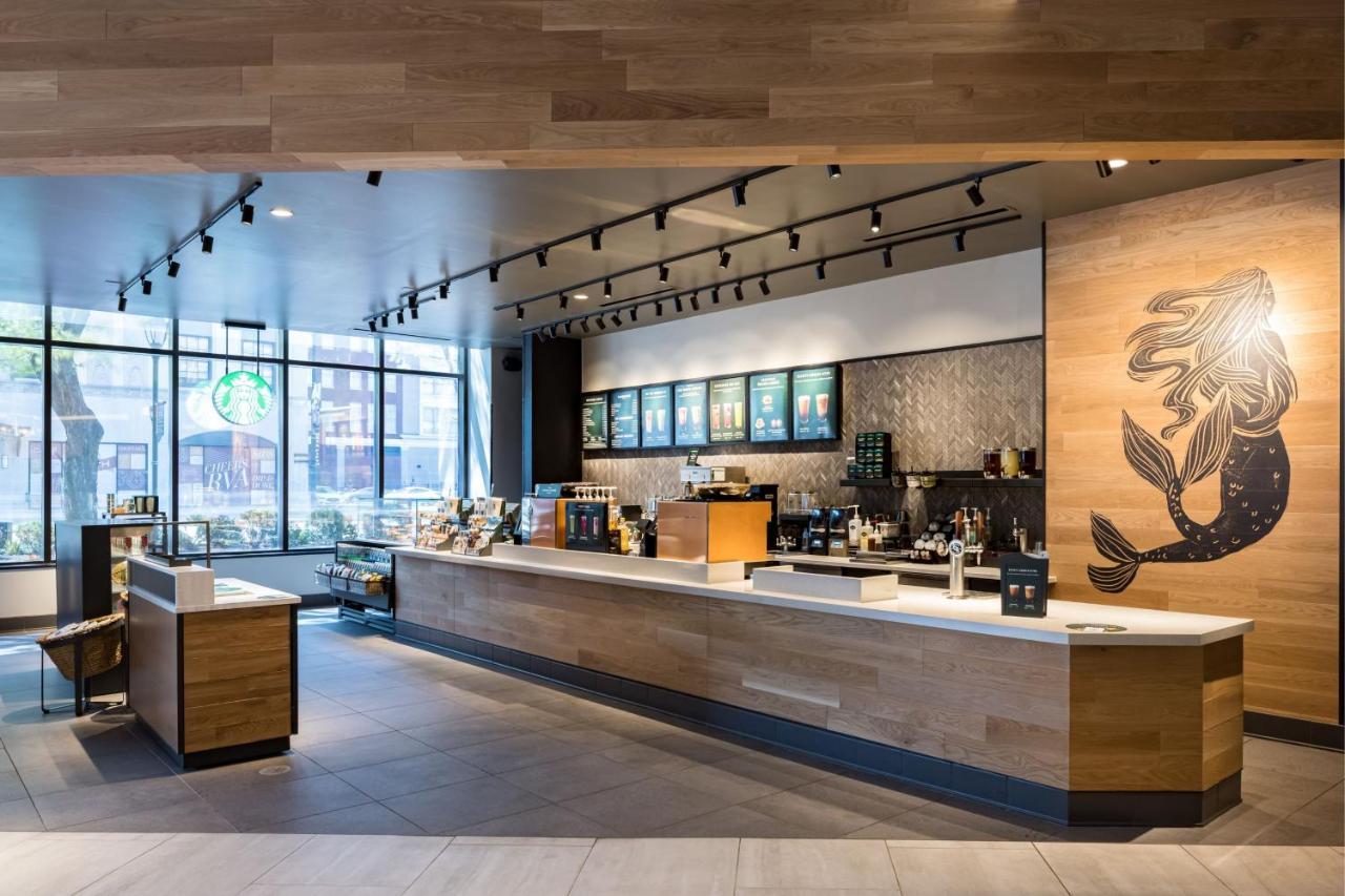 Отель Richmond Marriott Экстерьер фото